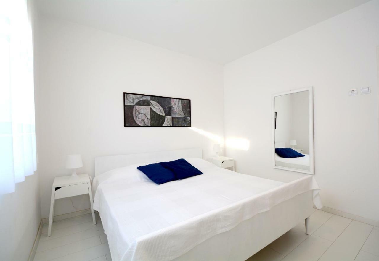 Apartments Morgan Умаг Экстерьер фото